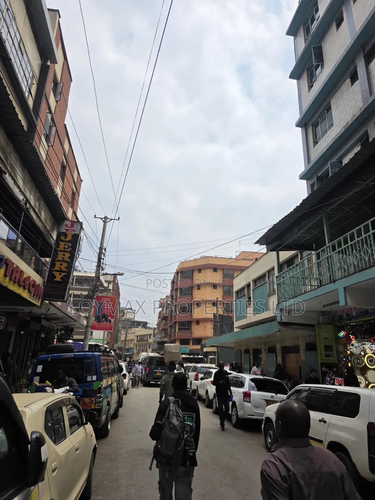 15bdrm Block of Flats in Nairobi Cbd for sale