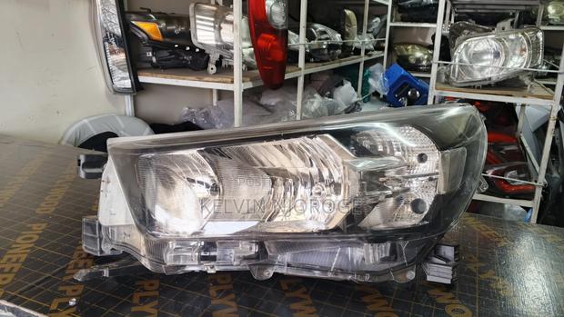 Toyota Hilux Revo 2018 Non Xenon Headlight