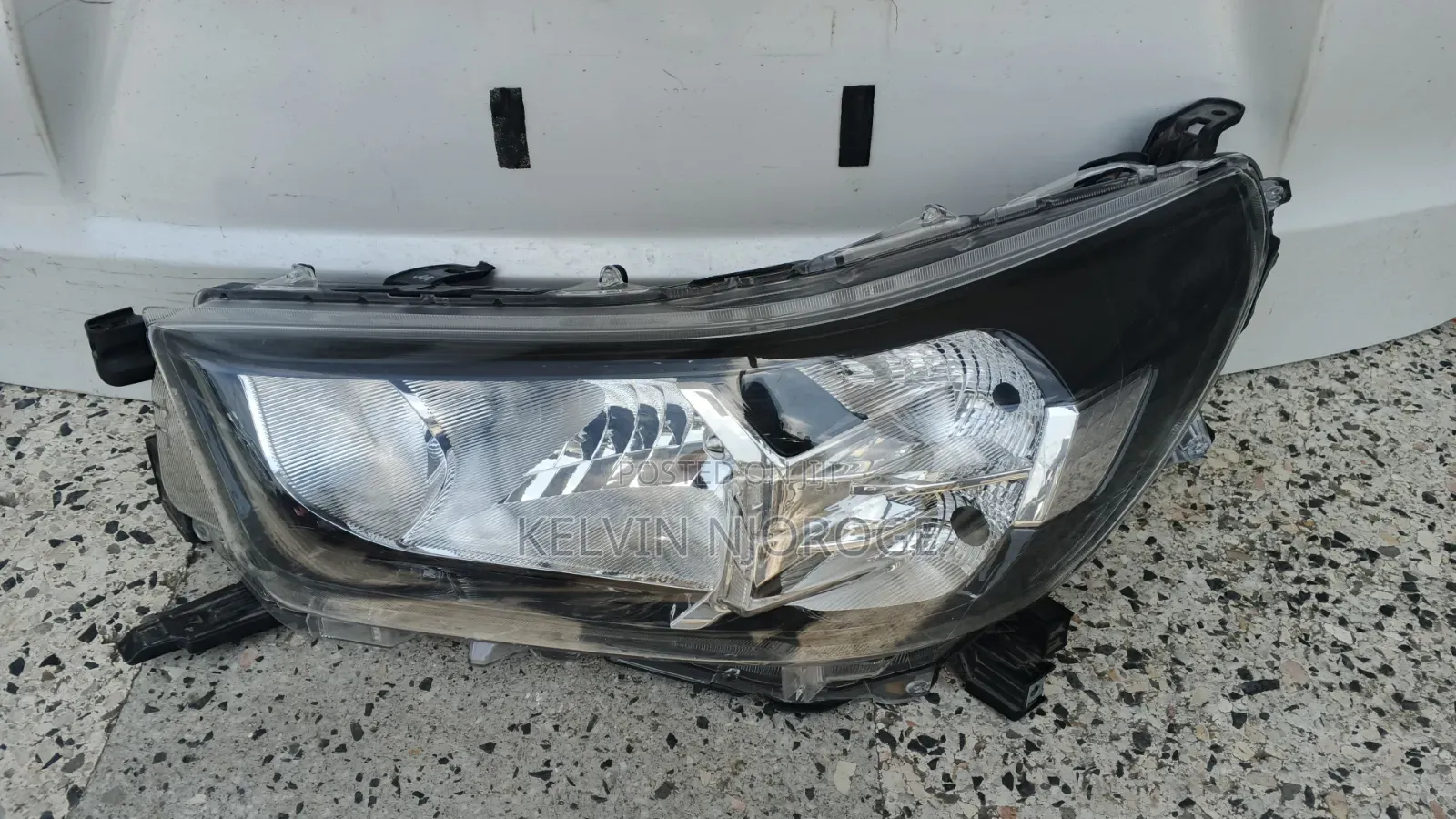 Toyota Hilux Revo 2018 Non Xenon Headlight