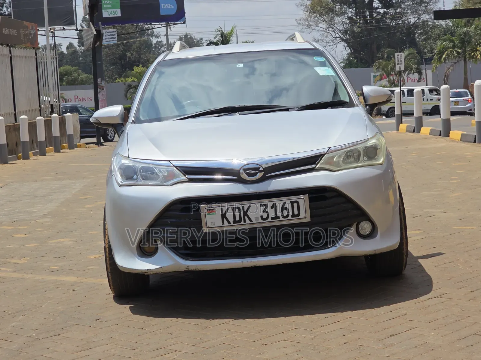 Toyota Corolla Fielder 2015 Silver