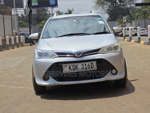 Toyota Corolla Fielder 2015 Silver