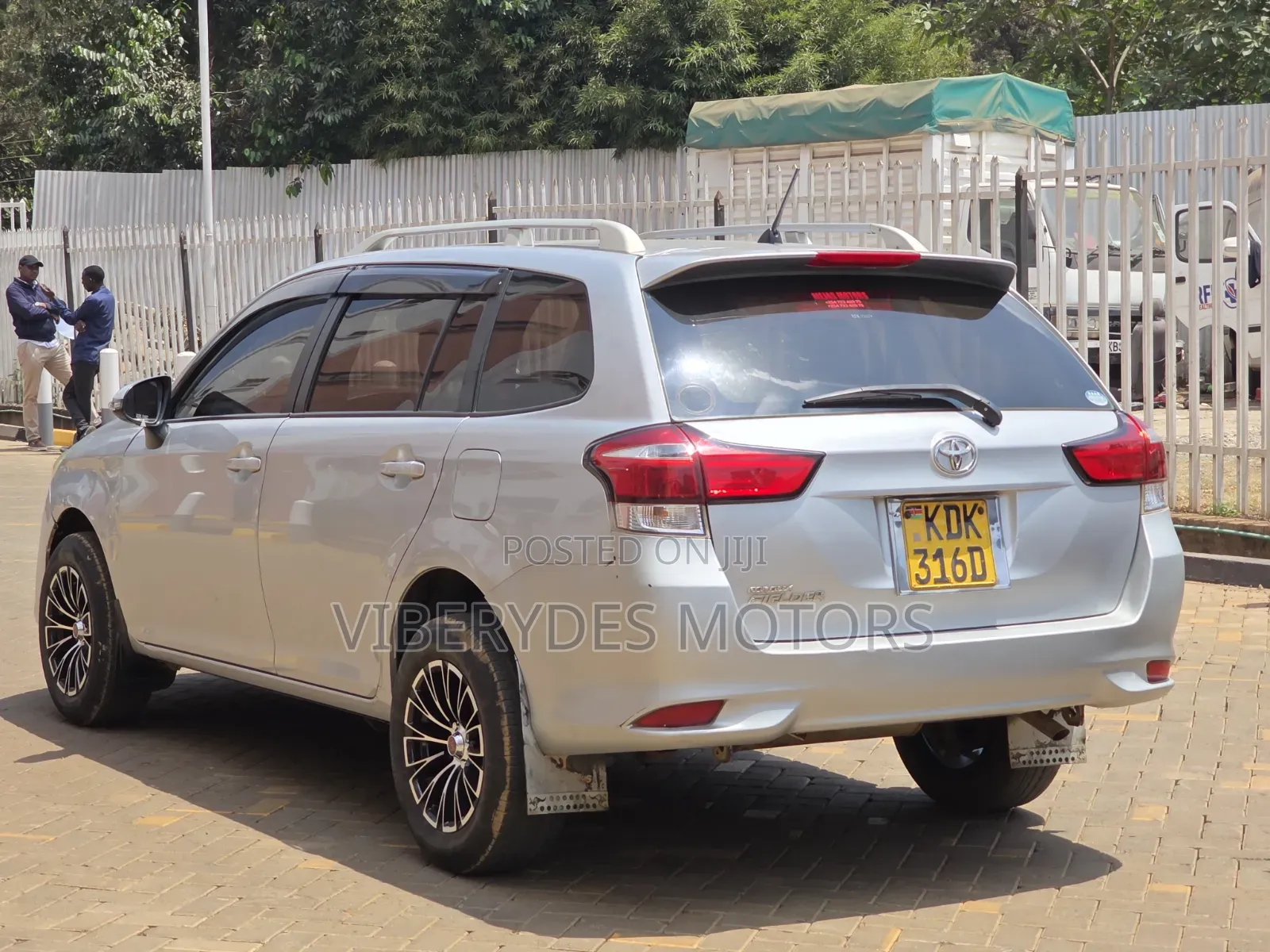 Toyota Corolla Fielder 2015 Silver