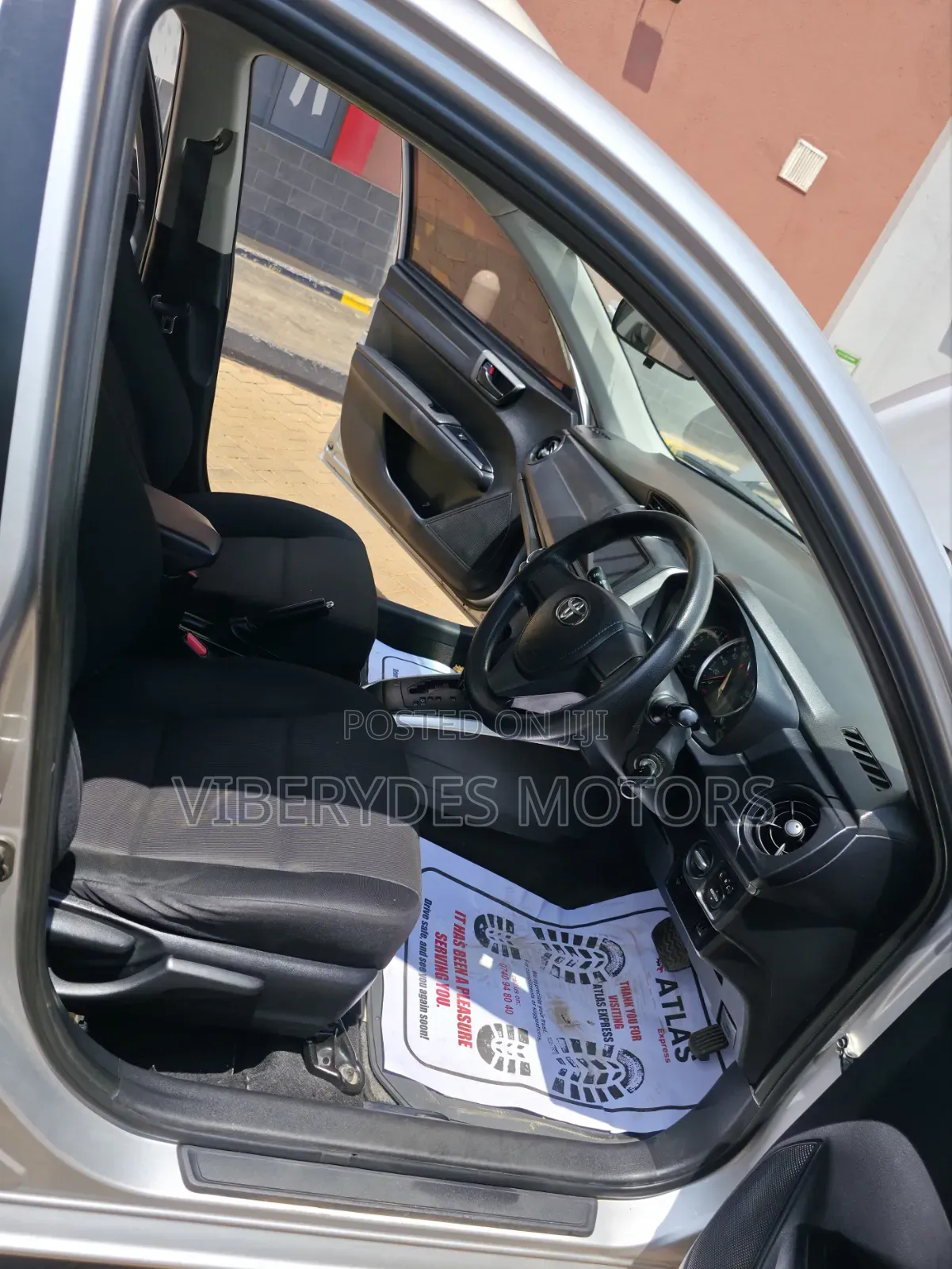 Toyota Corolla Fielder 2015 Silver