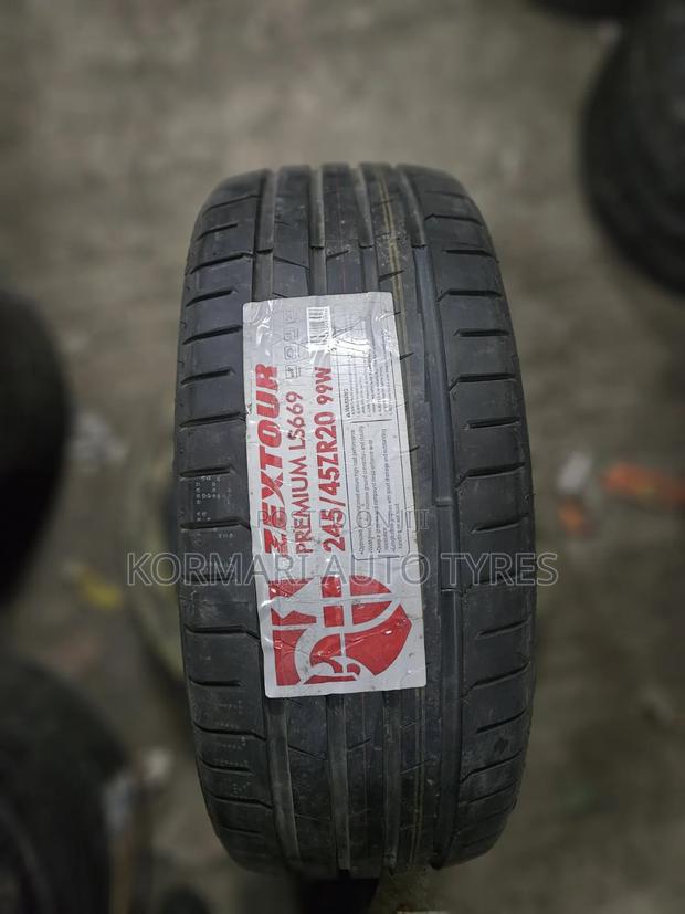 245/45r20 Zextour Tyre - main view