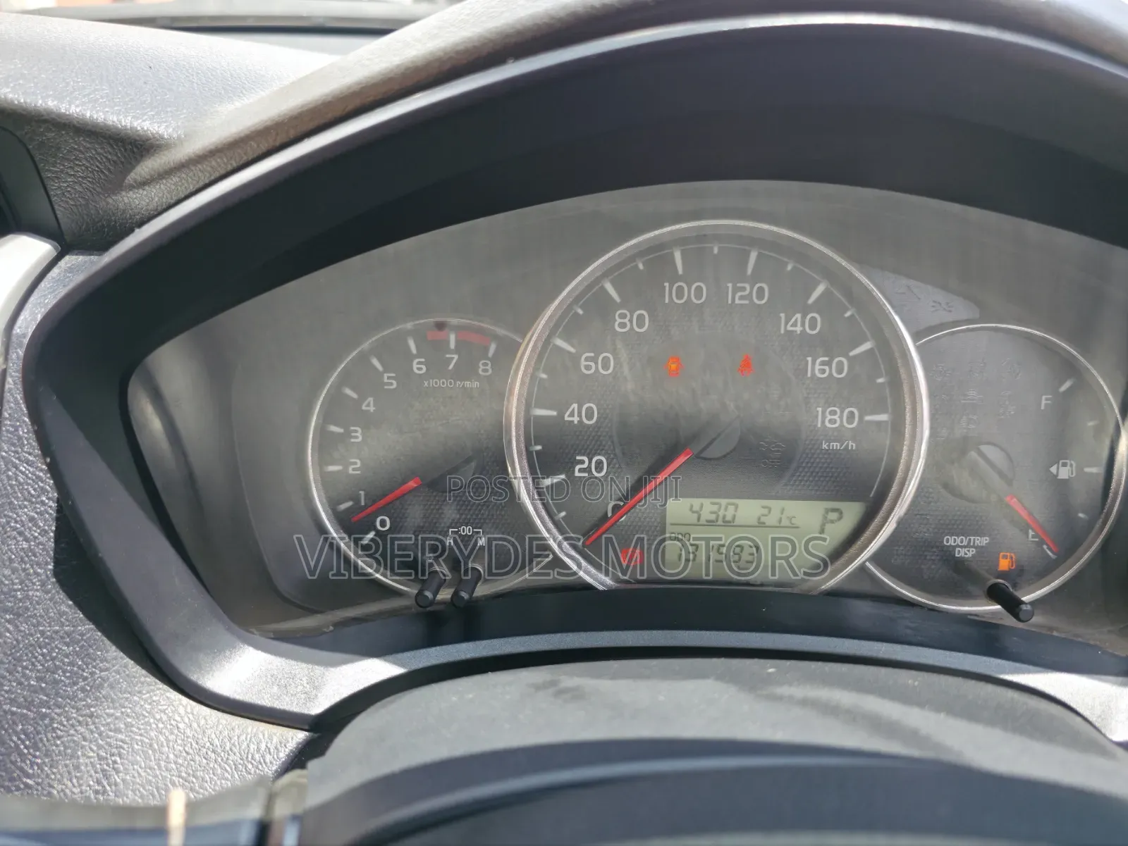Toyota Corolla Fielder 2015 Silver
