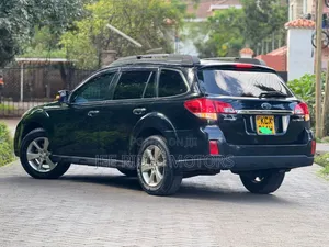 Subaru Outback 2012 Black