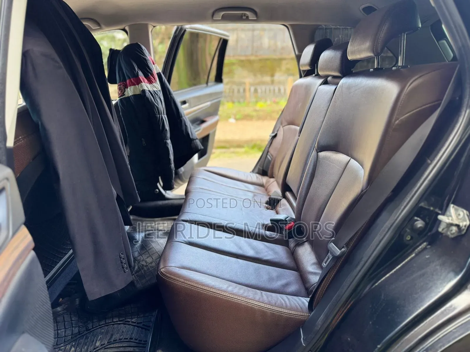 Subaru Outback 2012 Black