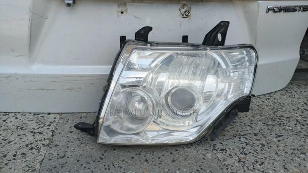 Mitsubishi Pajero V93-V94-V96 Xenon Headlight - main view