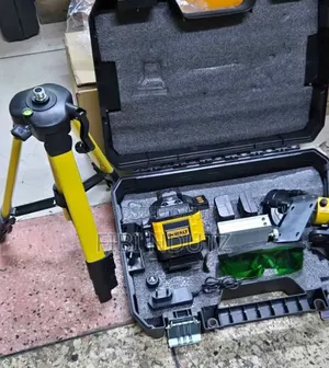 Professional DeWALT Laser Level 360° Self-Leveling Laser With Tripod