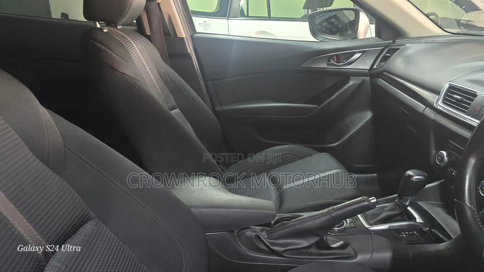Mazda Axela 2018 Black