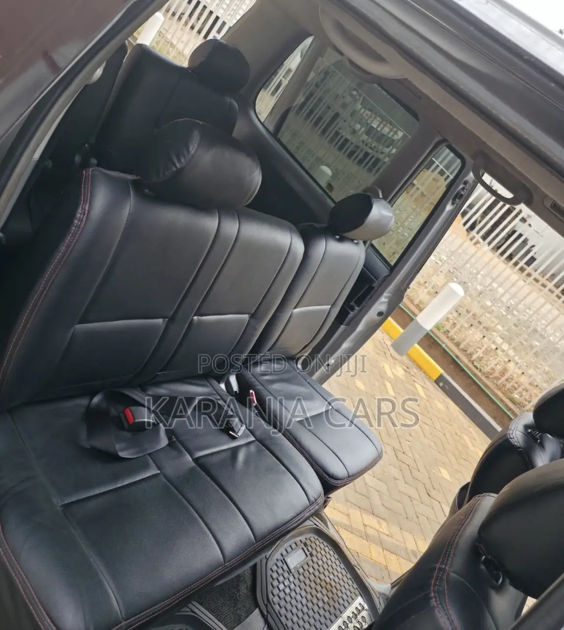 Toyota Voxy 2006 Silver