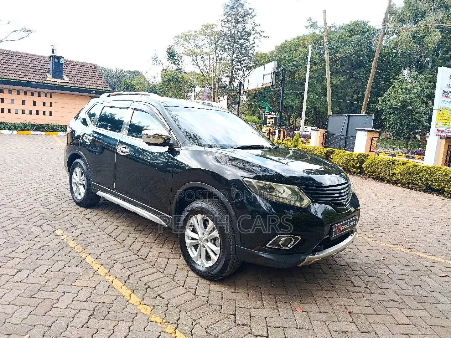 Nissan X-Trail 2014 White