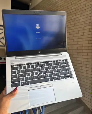 Laptop HP EliteBook 745 G6 8GB AMD Ryzen 7 SSD 256GB