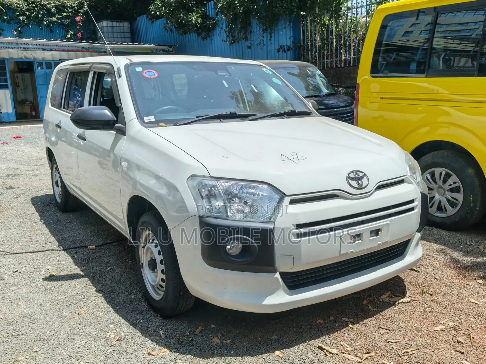 Toyota Probox 1.5 DX 4WD 2020 White