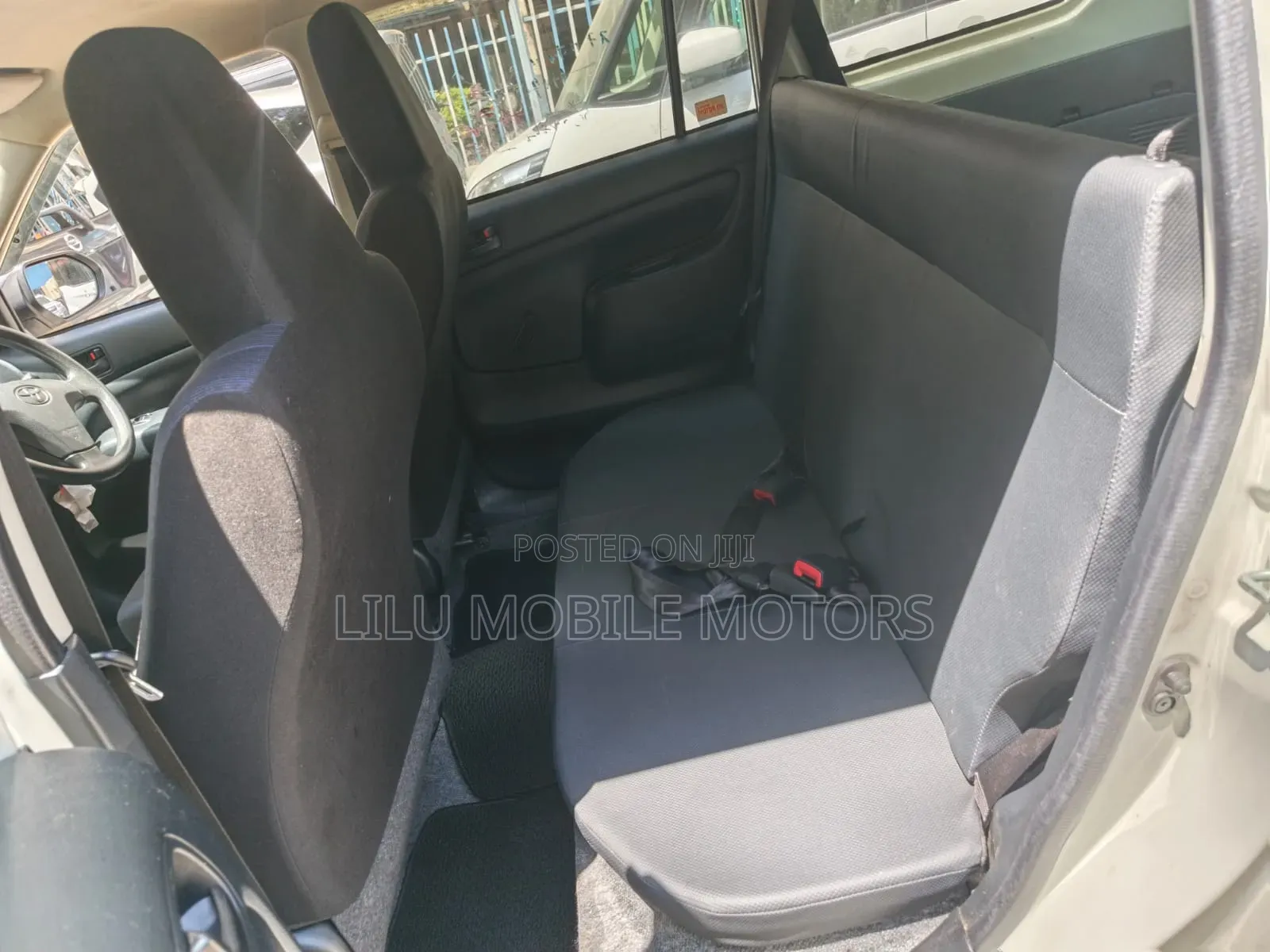Toyota Probox 1.5 DX 4WD 2020 White