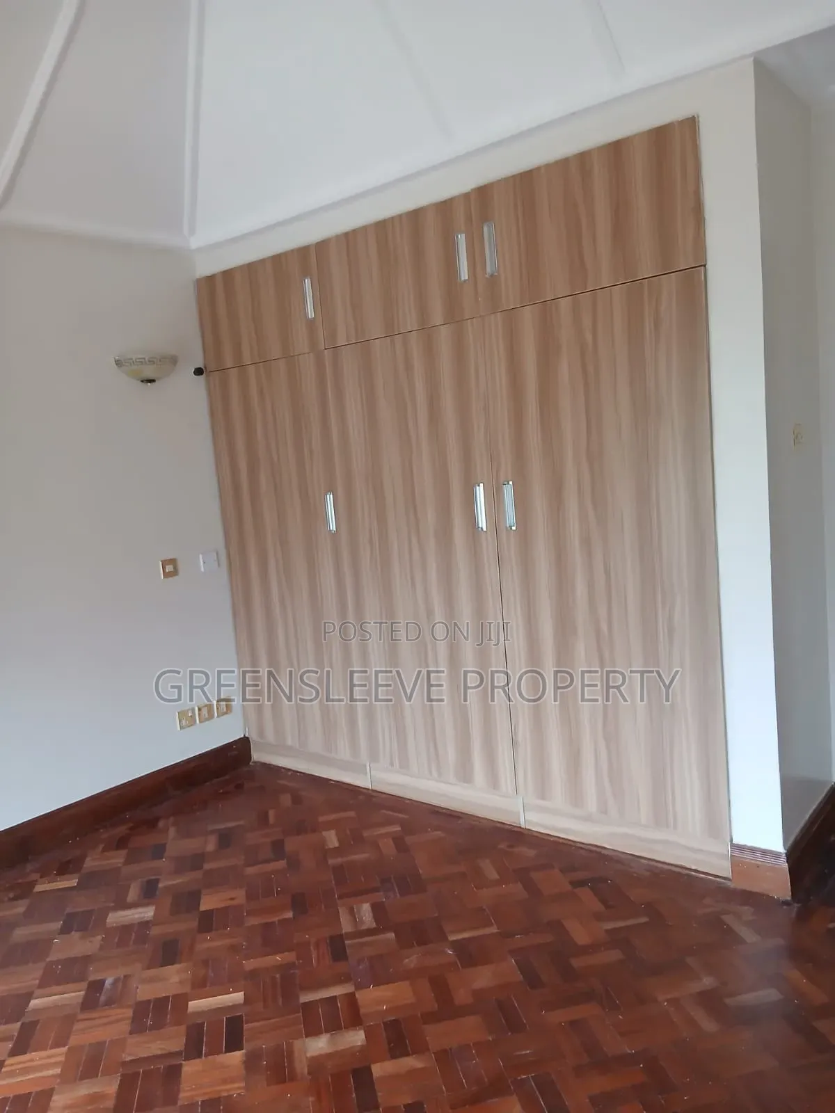 5bdrm House in Runda for rent