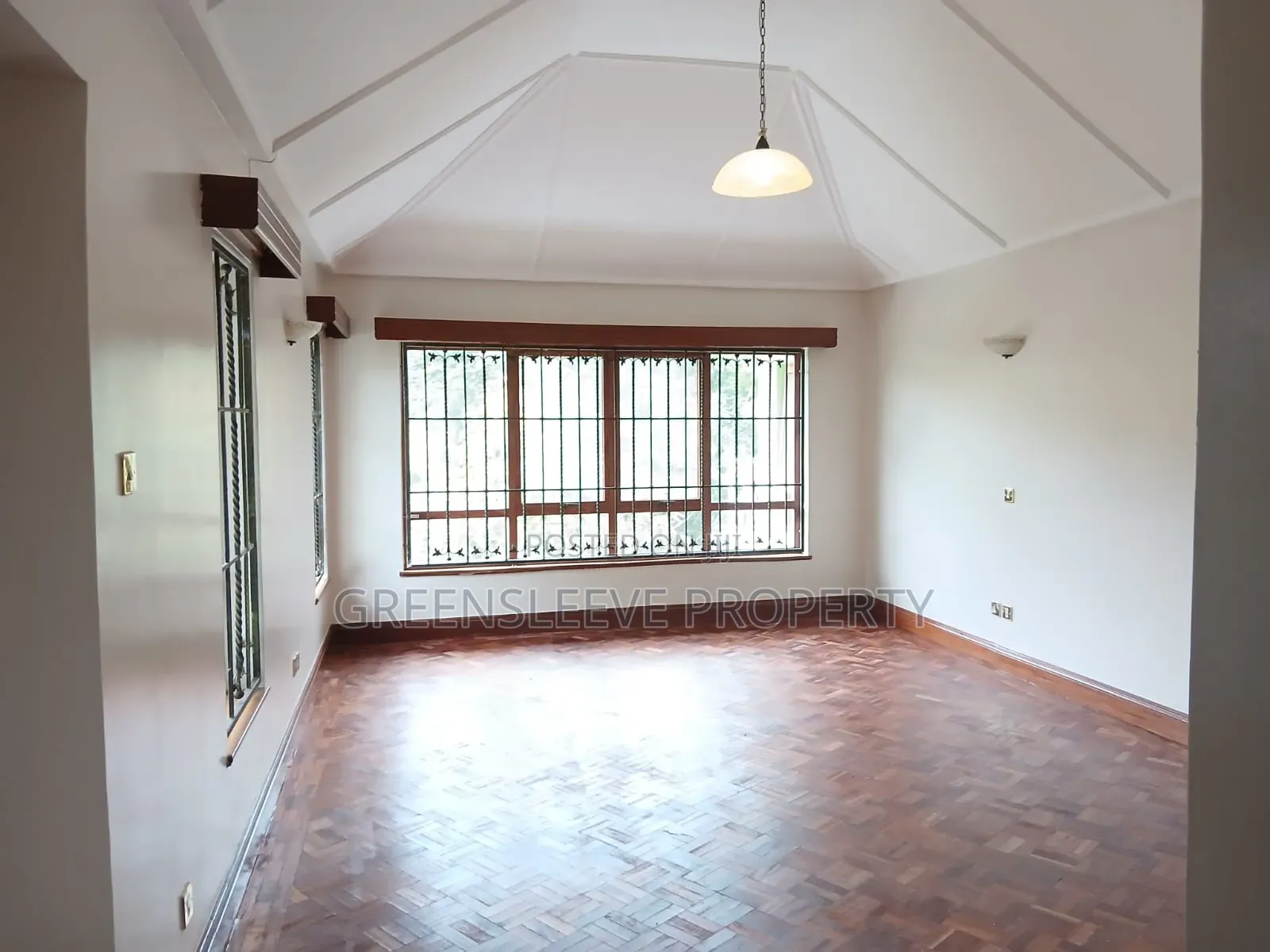 5bdrm House in Runda for rent