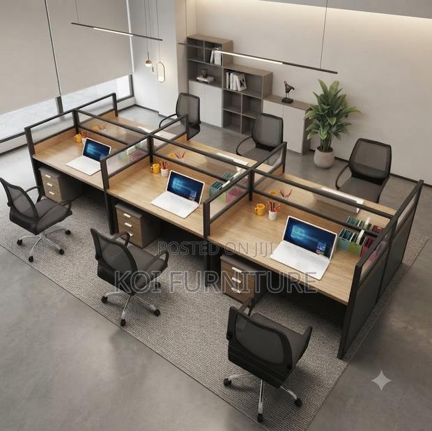 Office Workstation; Six Users Partitioned Office Workstation - main view