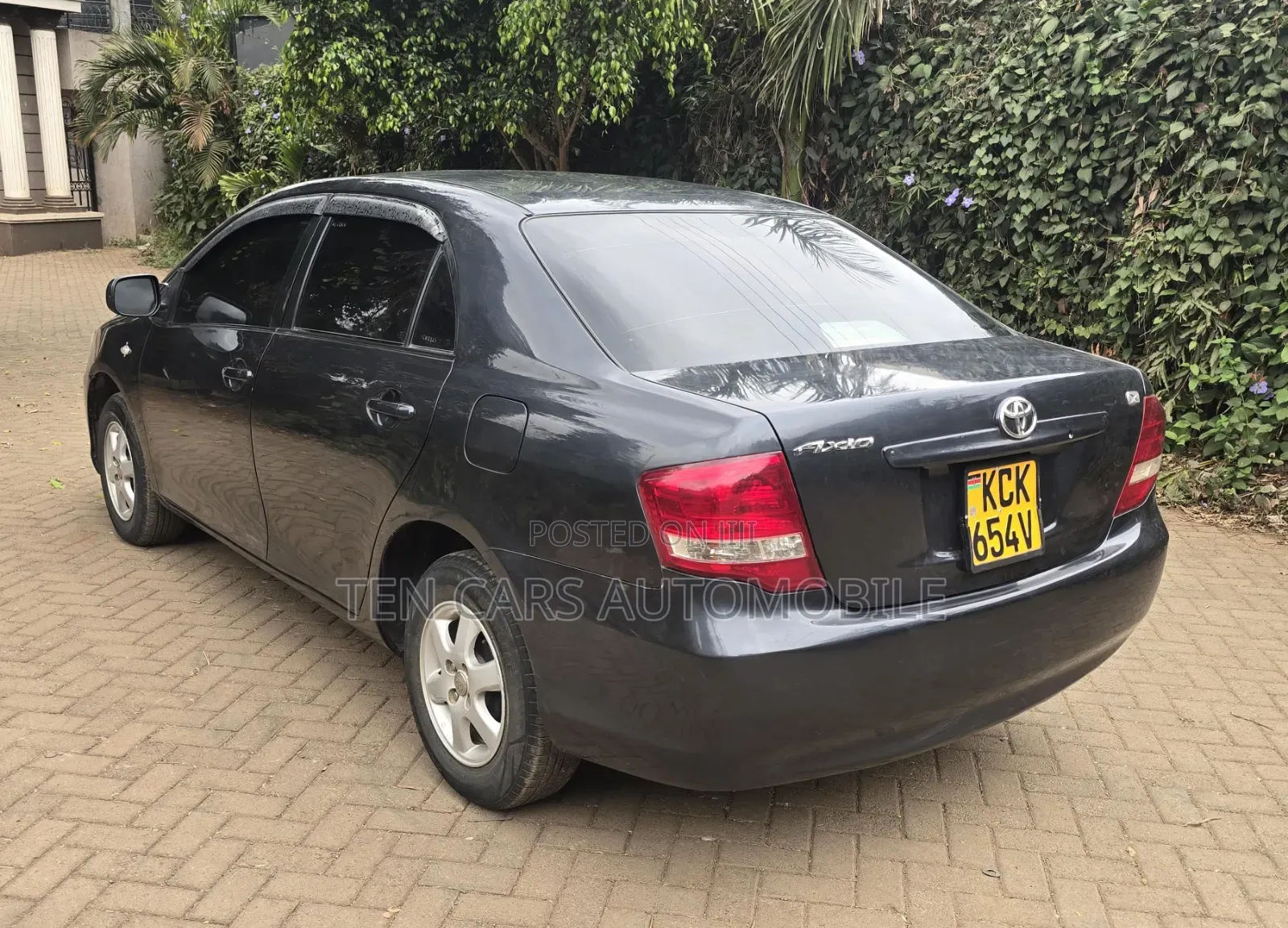 Toyota Axio 2009 Gray