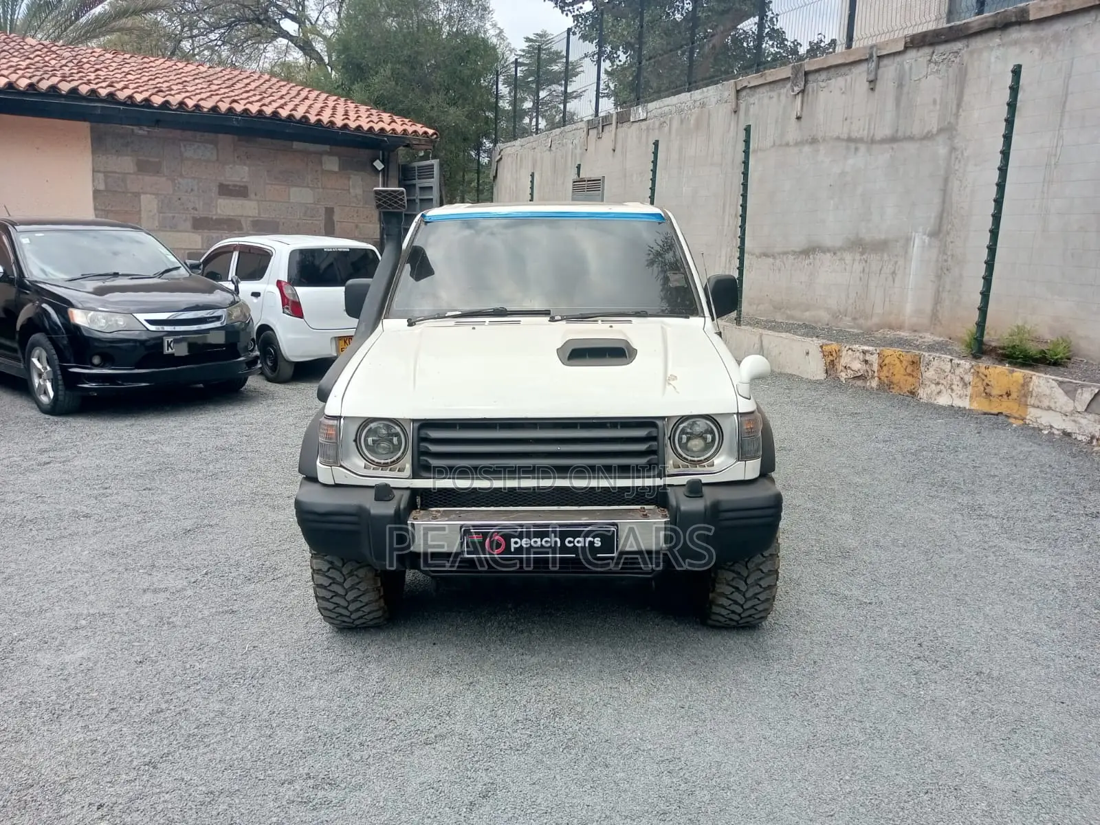 Mitsubishi Shogun 1990 White
