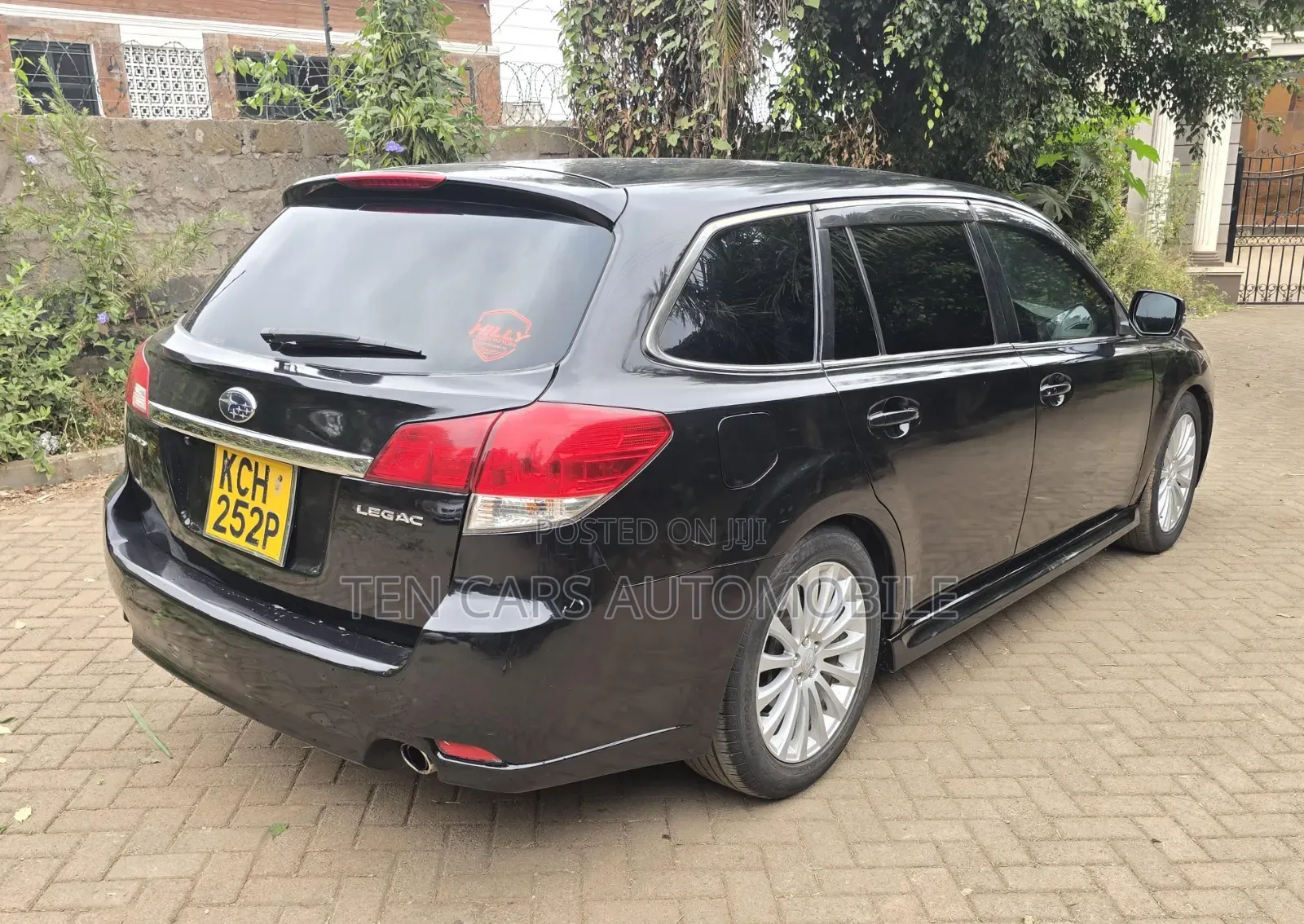 Subaru Legacy 2011 Black