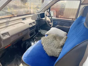 Isuzu Tougher 2005 White