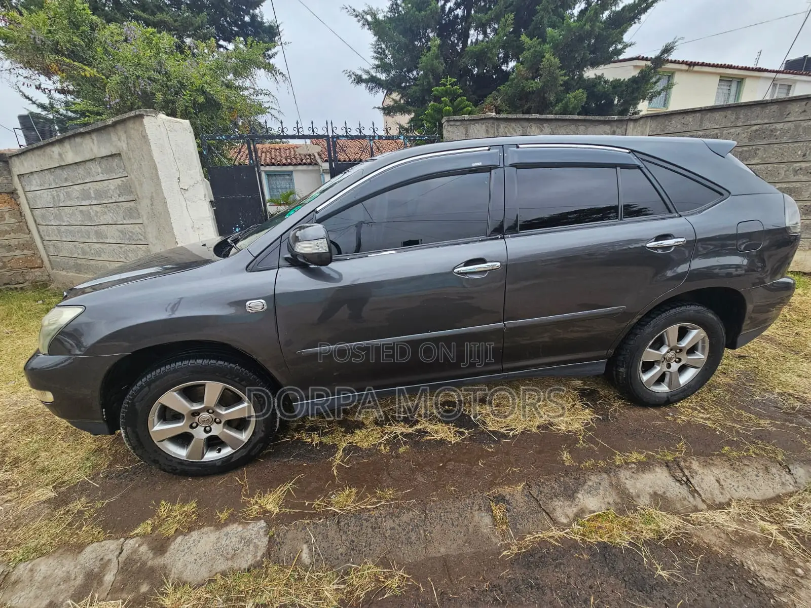 Toyota Harrier 2.4 2011 Black