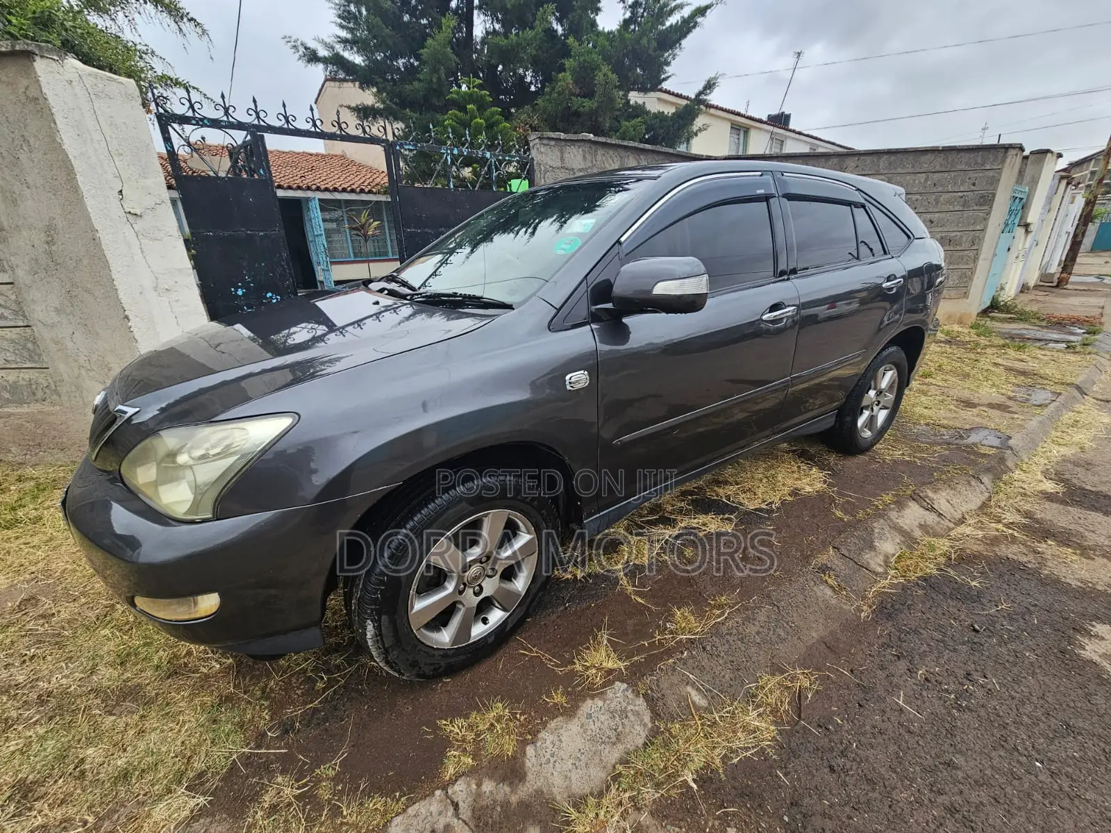 Toyota Harrier 2.4 2011 Black