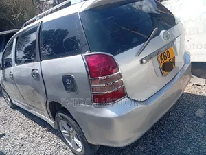 Toyota Wish 2007 Silver