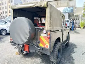 Land Rover Defender 1979 Green