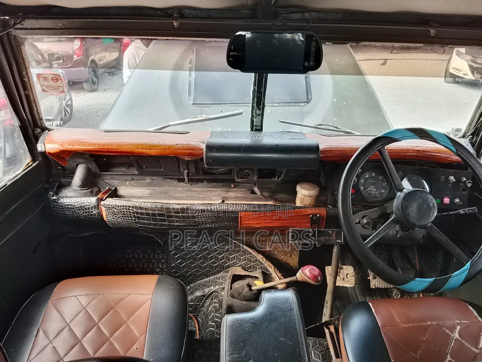 Land Rover Defender 1979 Green