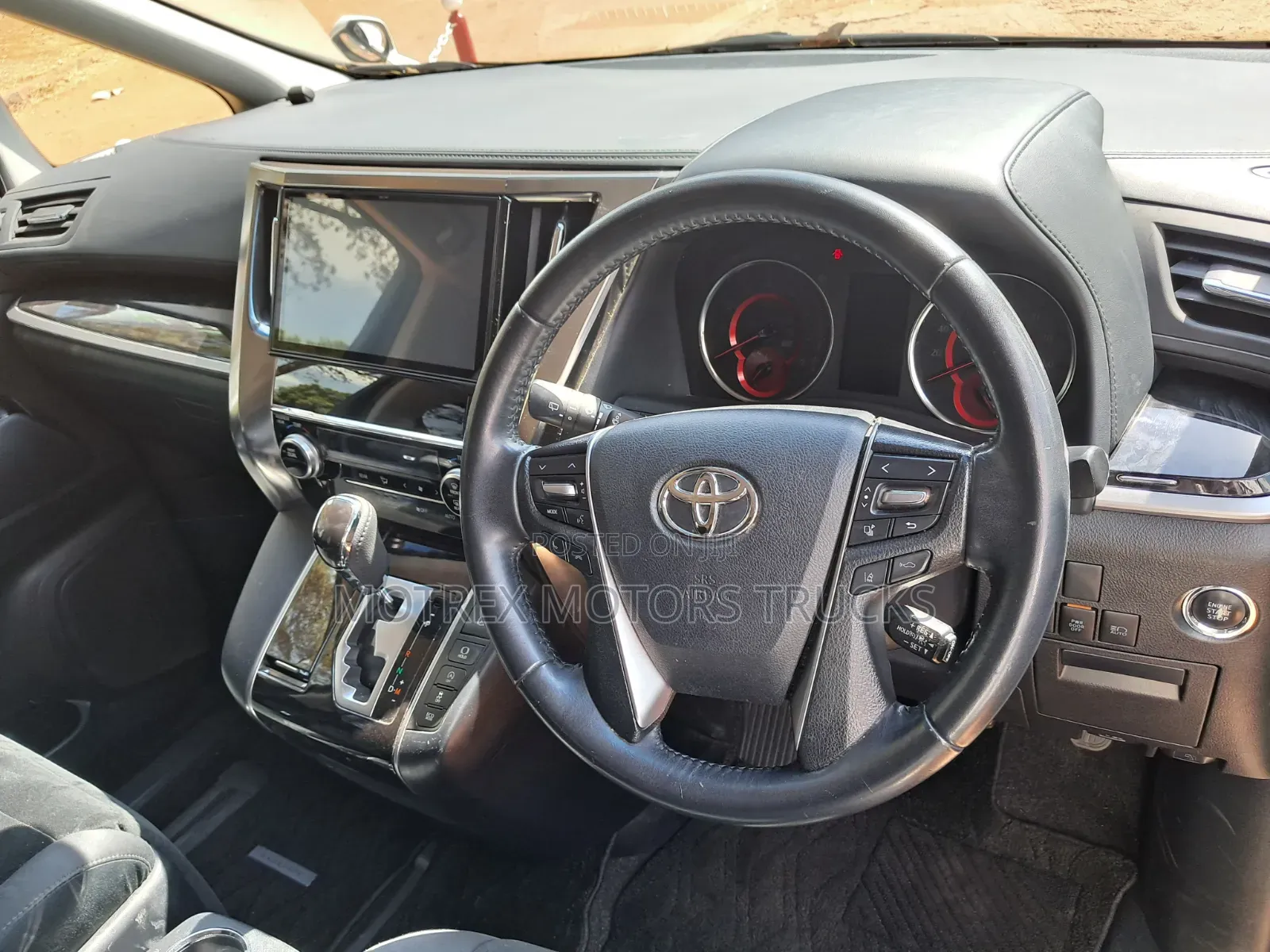 Toyota Vellfire 2019 White