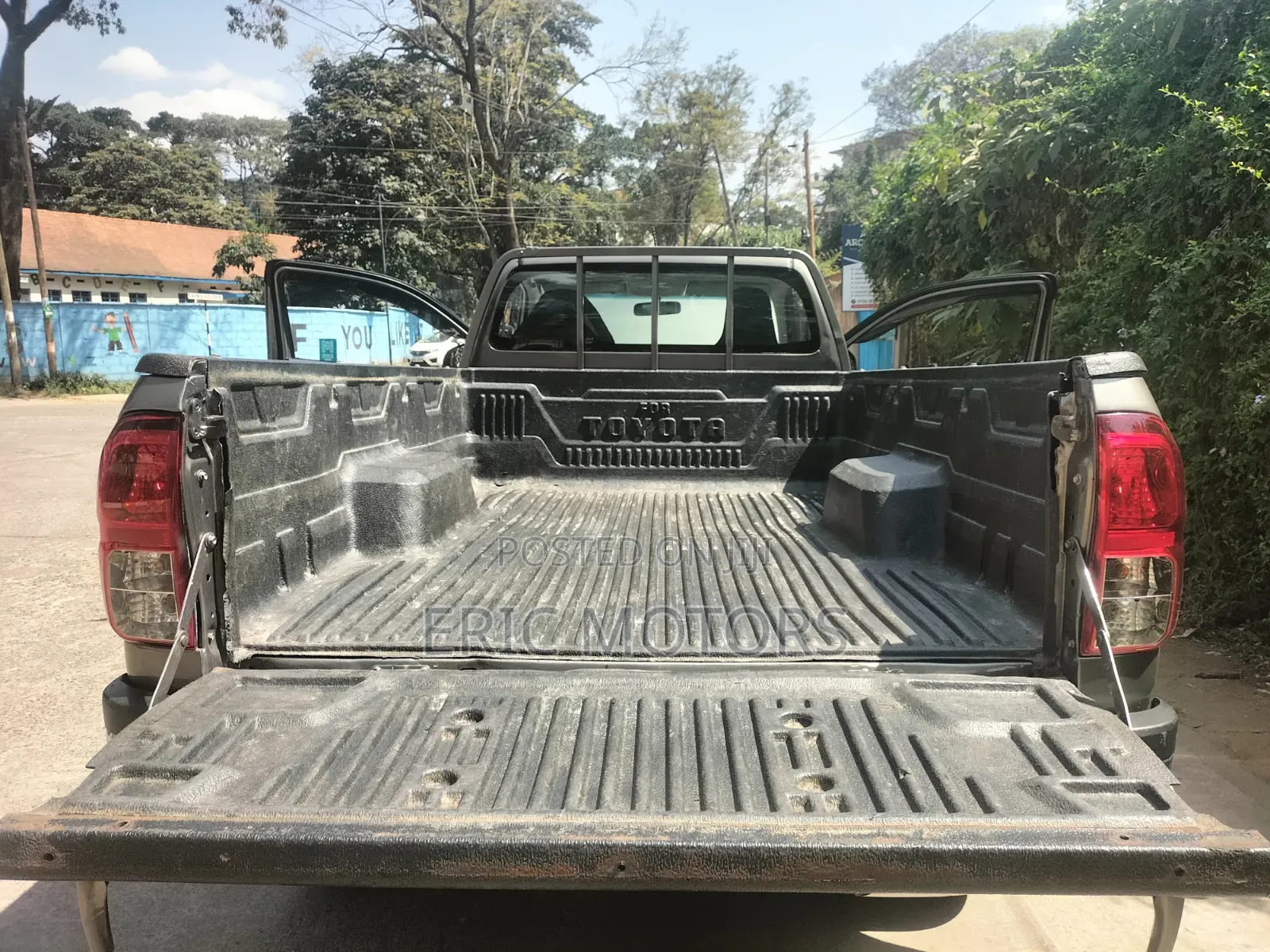 Toyota Hilux 2021 Gray