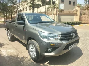 Toyota Hilux 2021 Gray