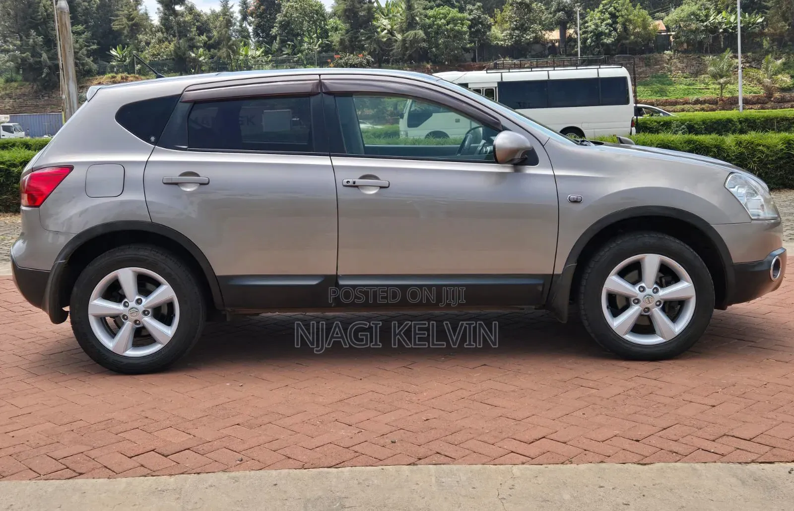Nissan Dualis 2010 Gray