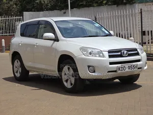 Toyota RAV4 2014 White