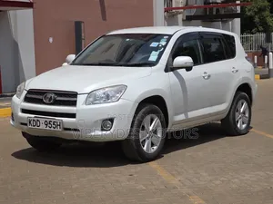 Toyota RAV4 2014 White