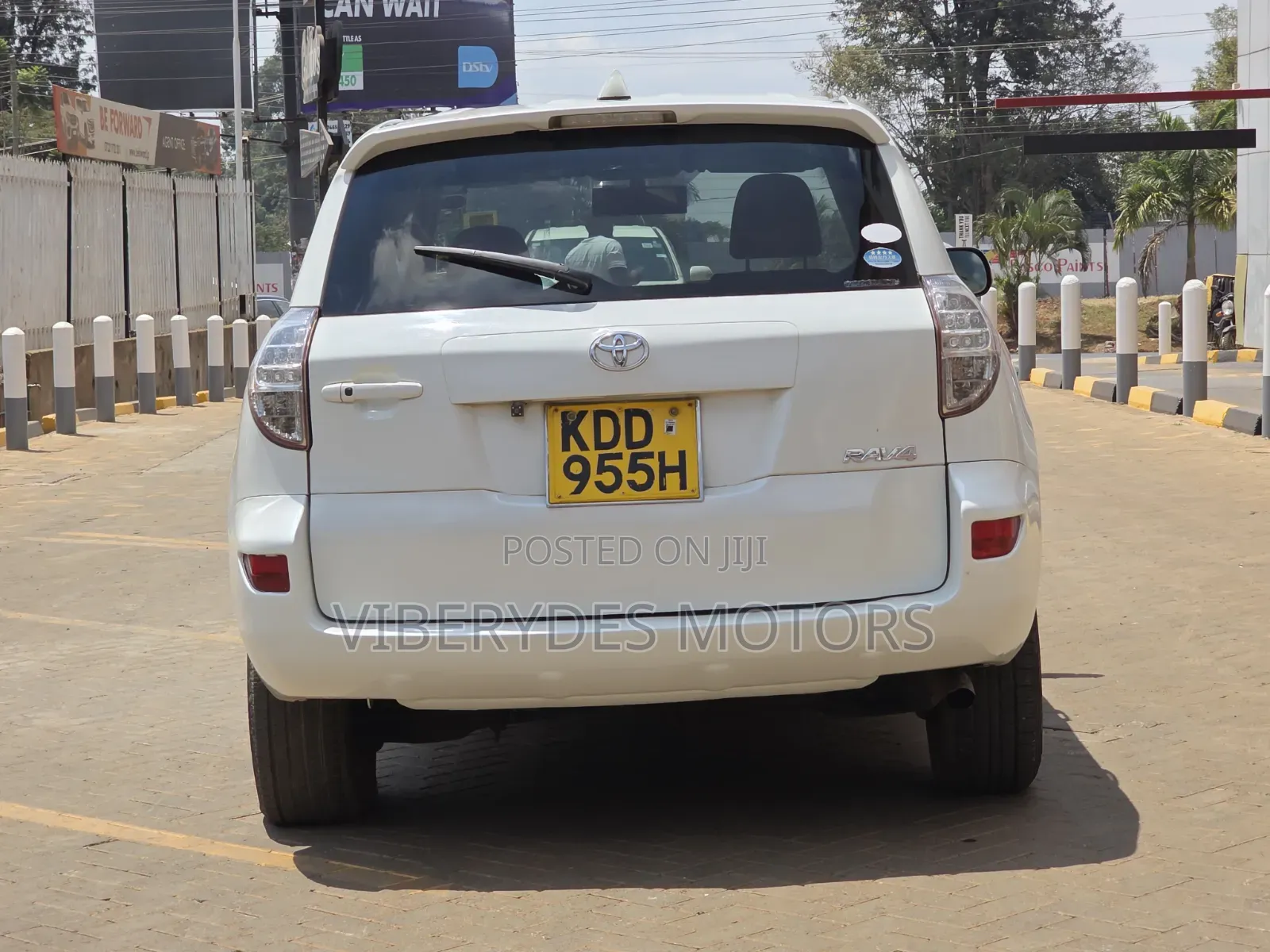 Toyota RAV4 2014 White