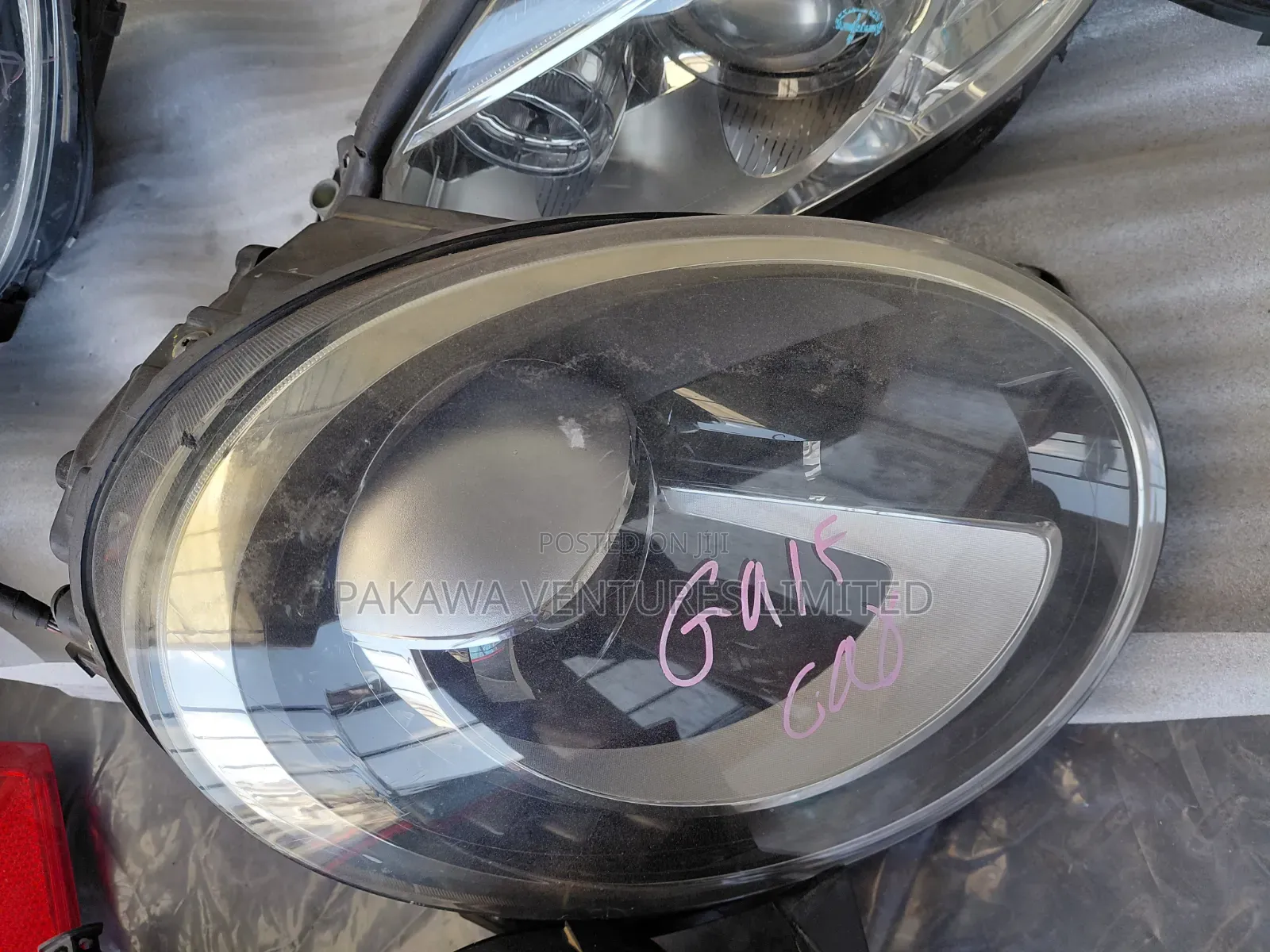 Vw RHS and LHS Headlight