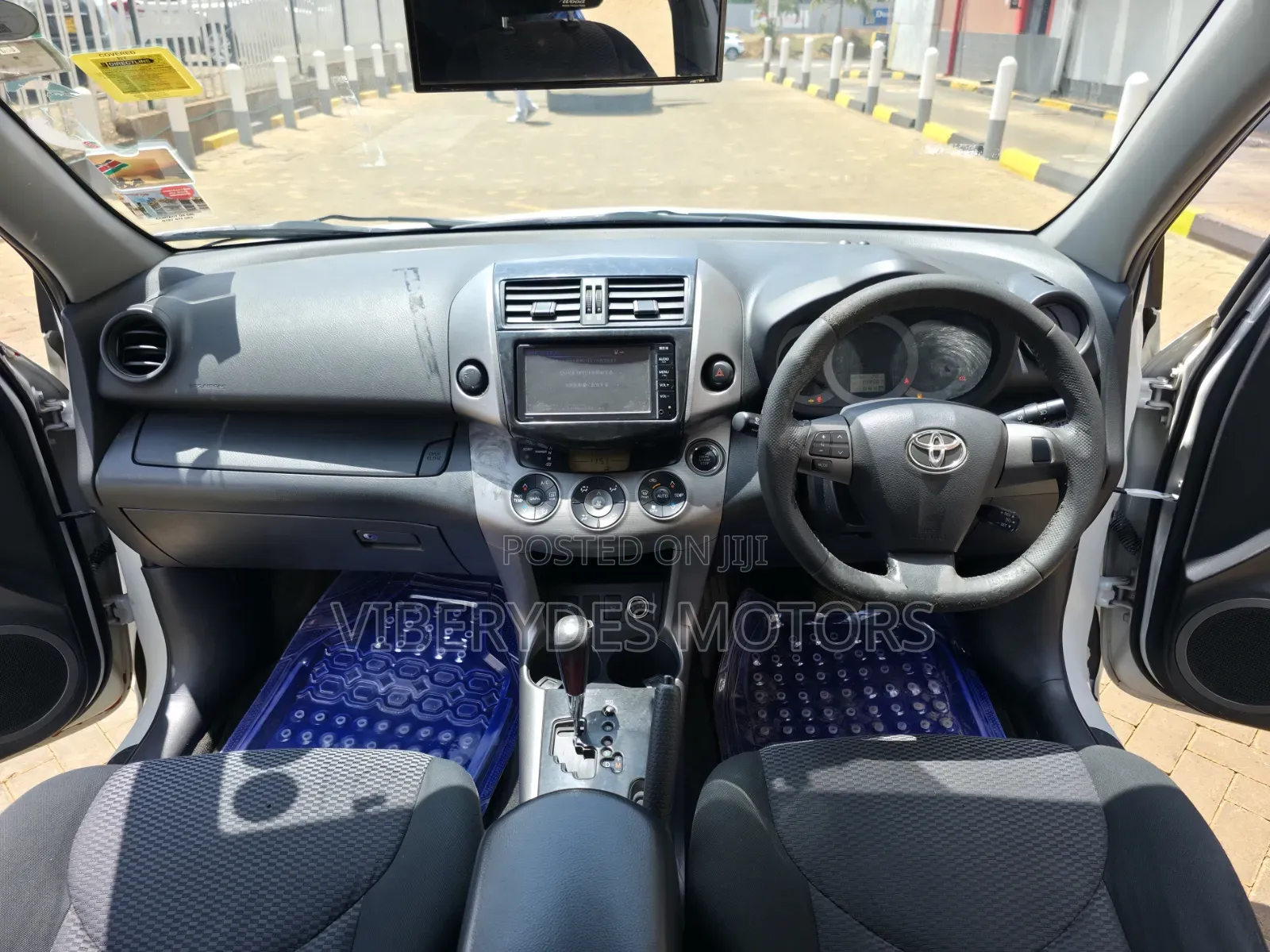 Toyota RAV4 2014 White