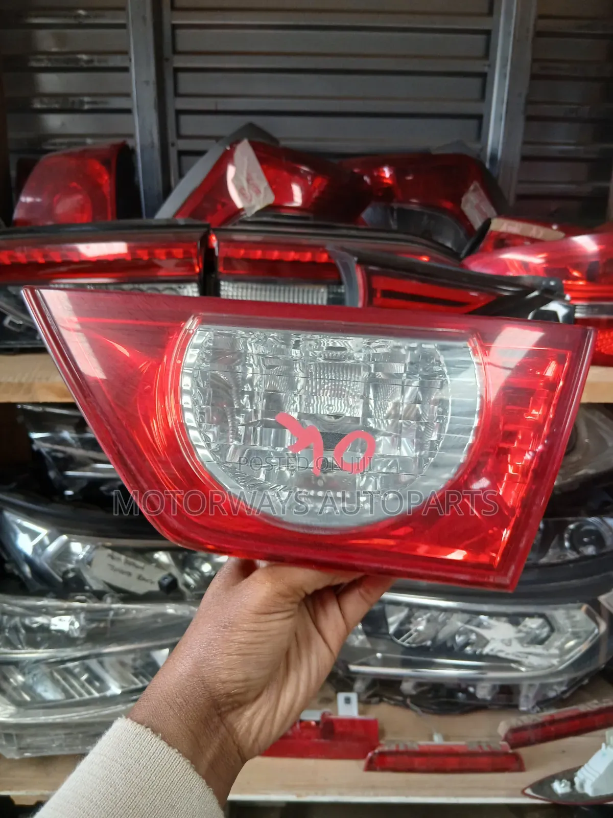Toyota Mark X 2010 Boot Light