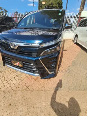 Toyota Voxy V 2WD 7-Seater 2019 Black