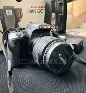 Canon EOS 800D DSLR 18-55mm Camera.