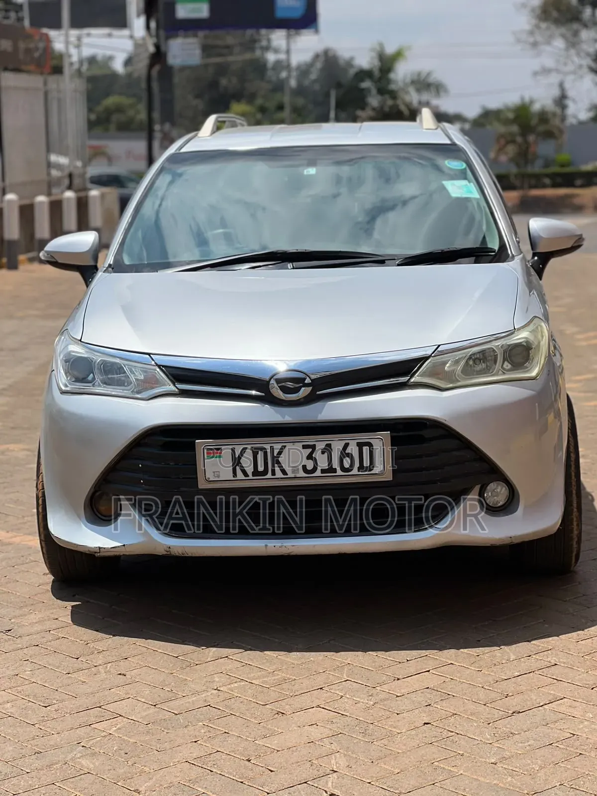 Toyota Corolla Fielder 2015 Silver
