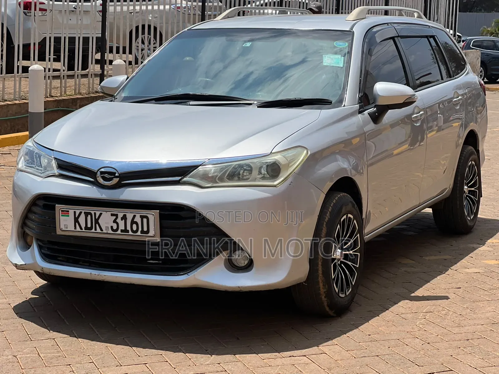 Toyota Corolla Fielder 2015 Silver