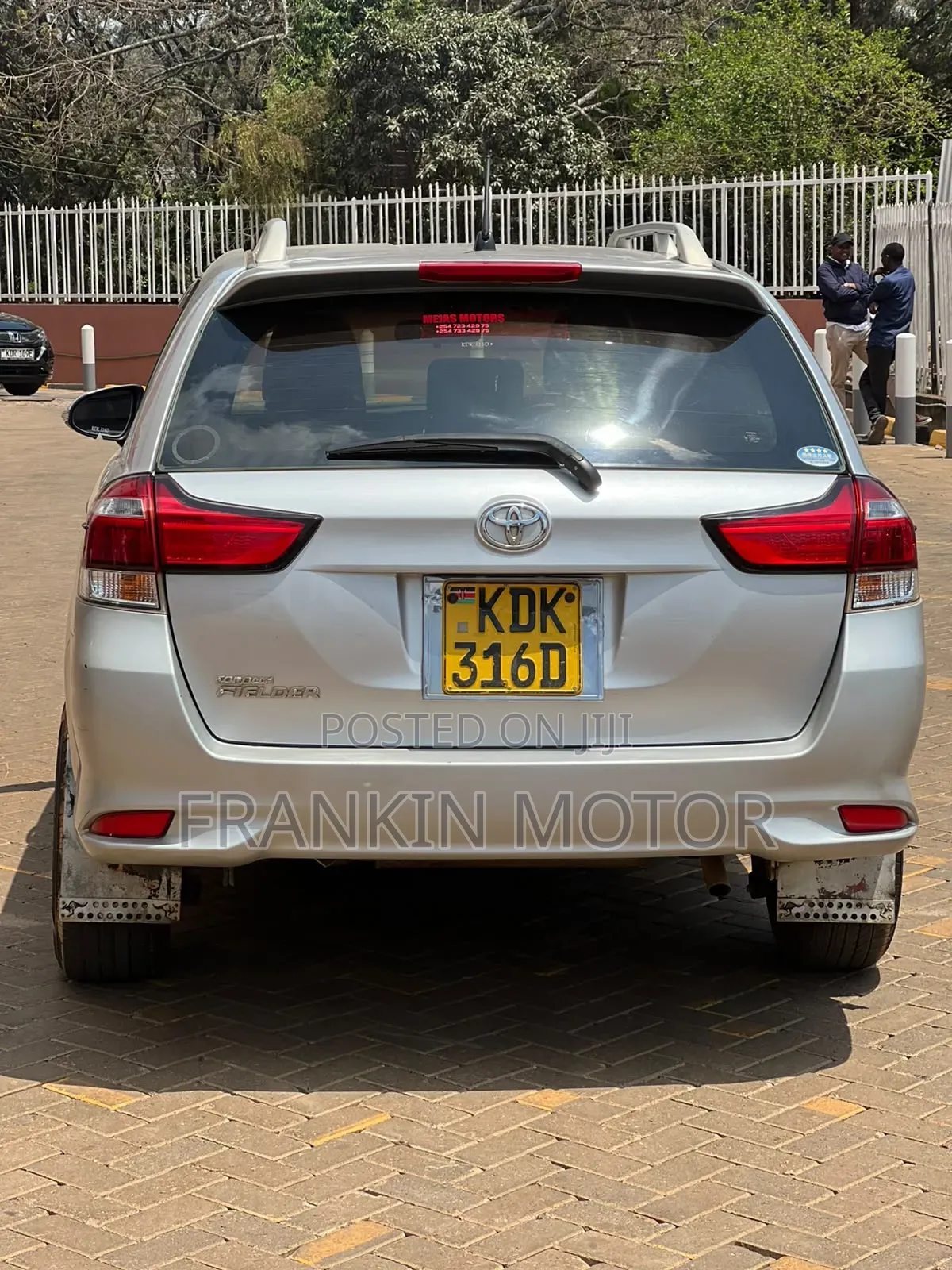 Toyota Corolla Fielder 2015 Silver