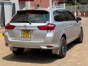 Toyota Corolla Fielder 2015 Silver