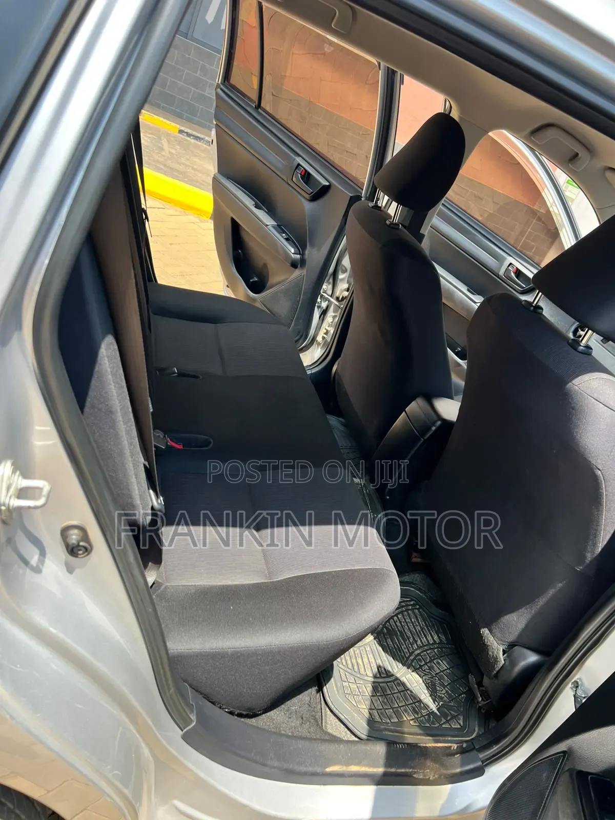 Toyota Corolla Fielder 2015 Silver