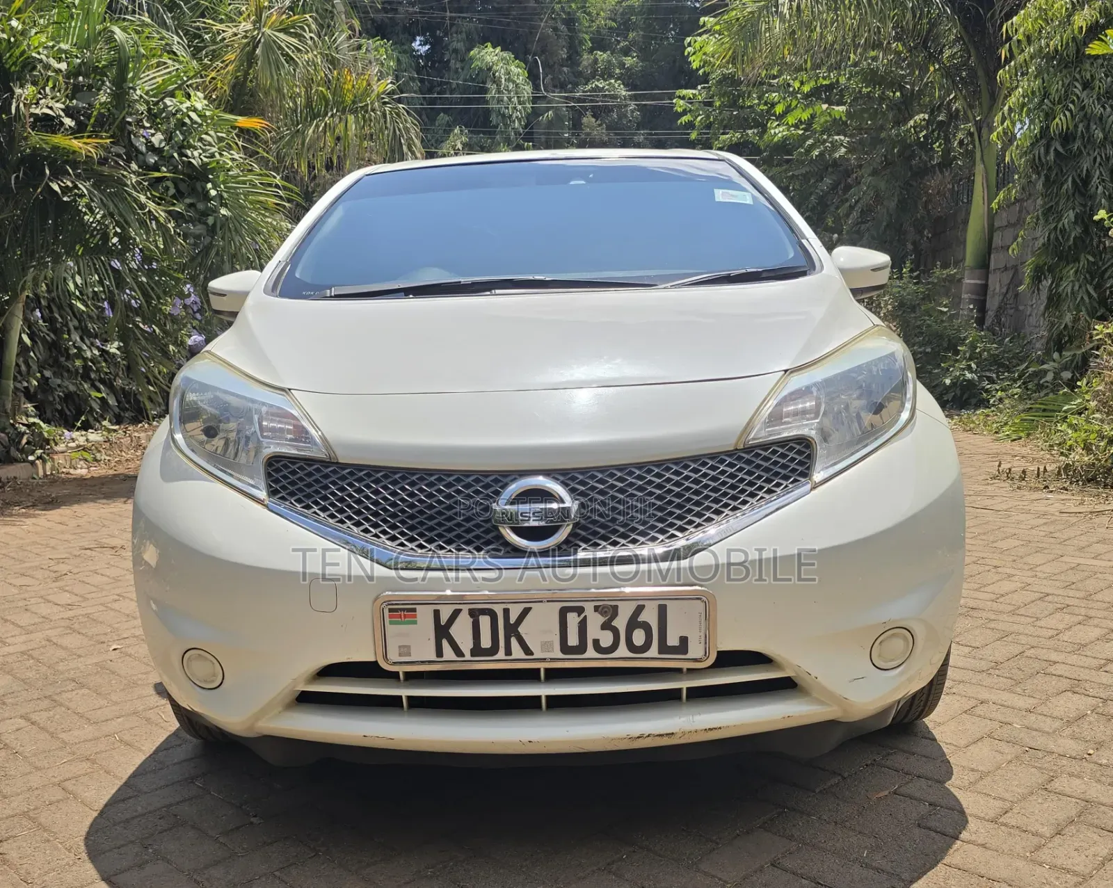 Nissan Note 2015 White