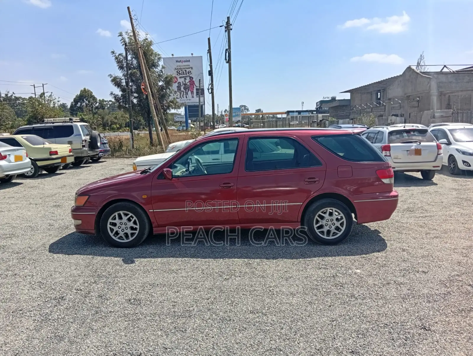 Toyota Vista 2000 Red
